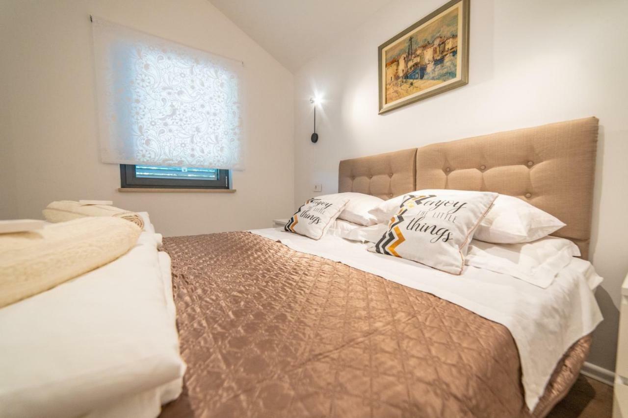 Apartmani D & J Orasac Εξωτερικό φωτογραφία